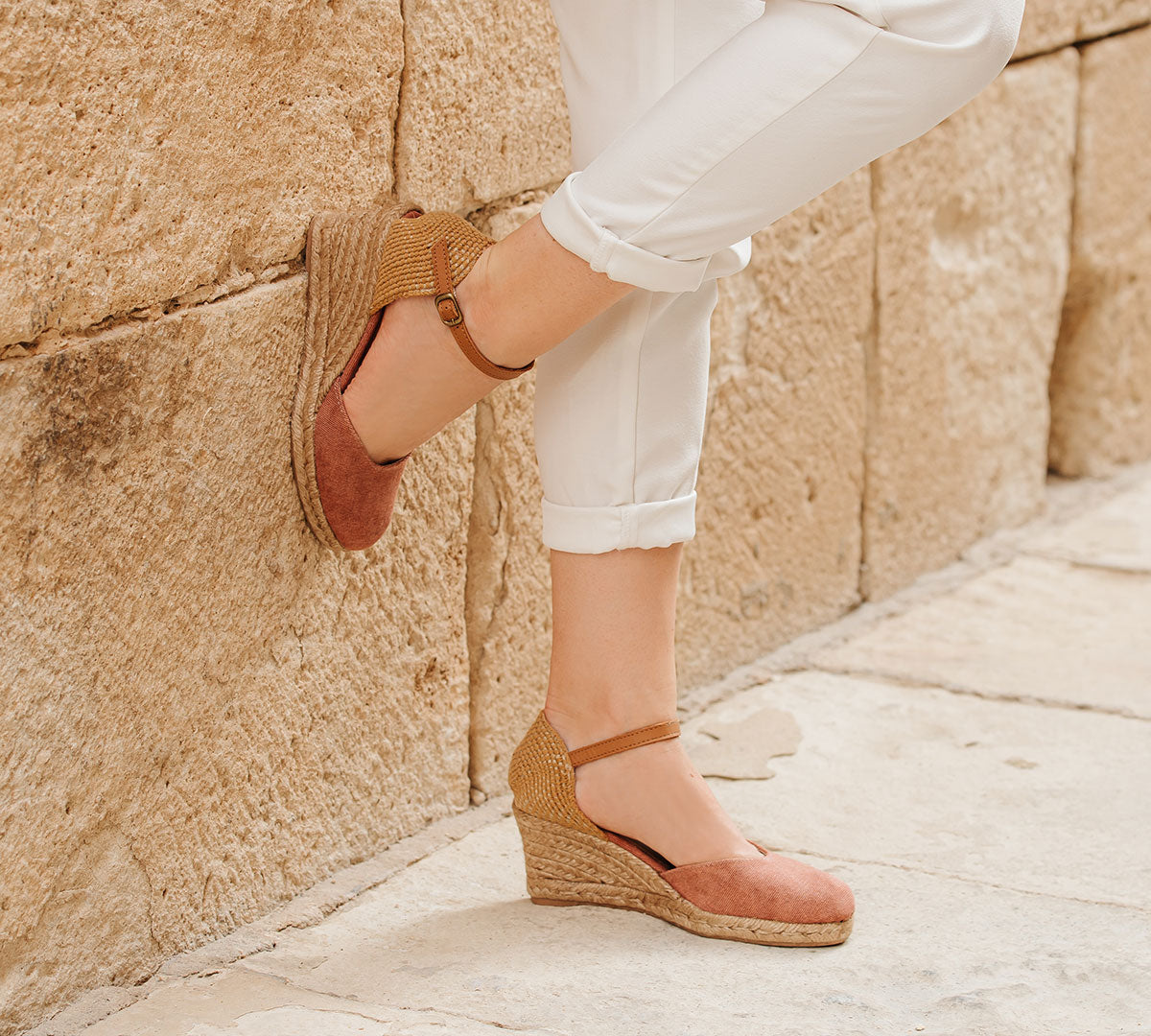 Gimena Terra Cotta Medium