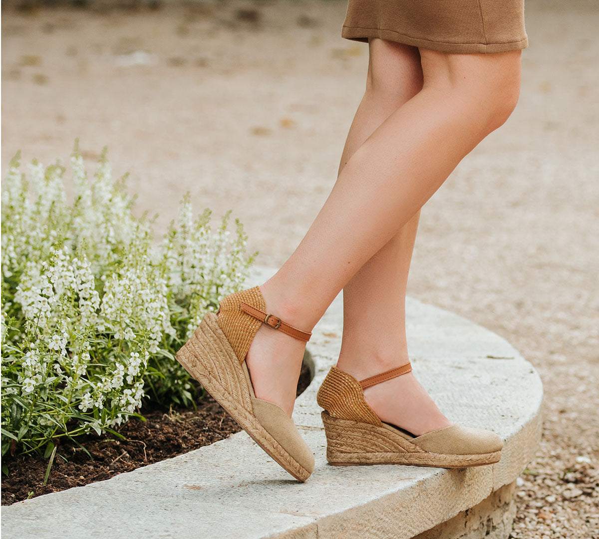 Gimena Camel Medium Wedge