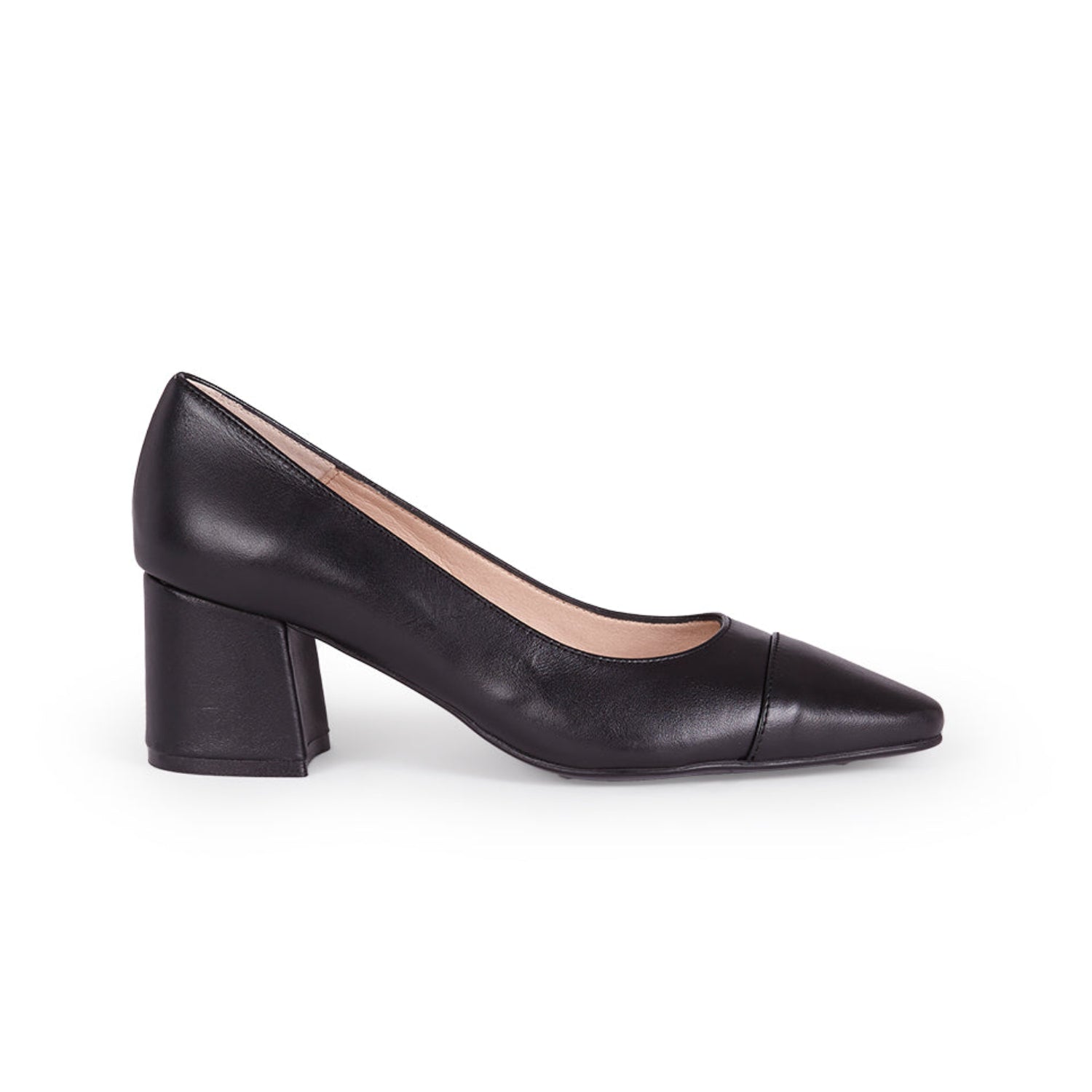 Elara Black