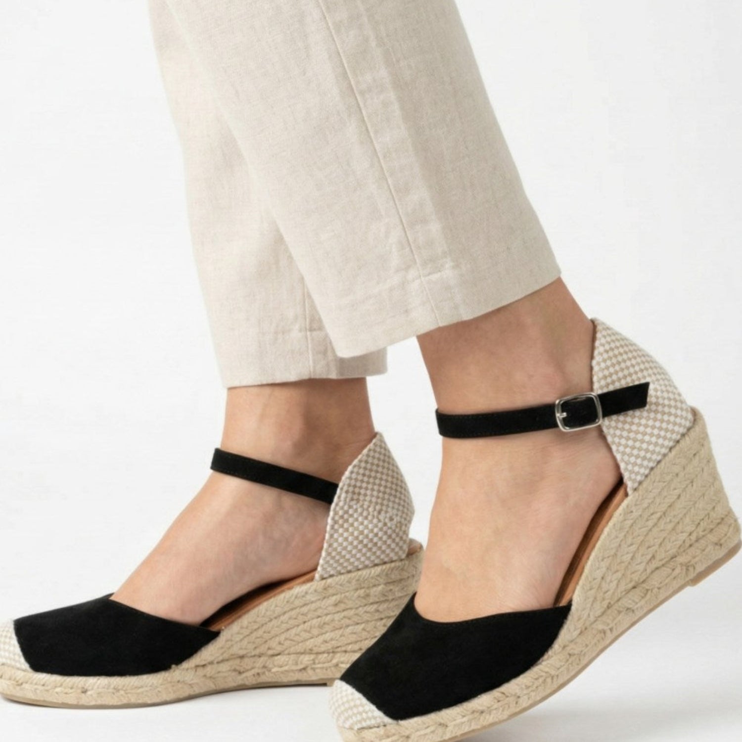 Jimena Medium Strap Wedges - Black