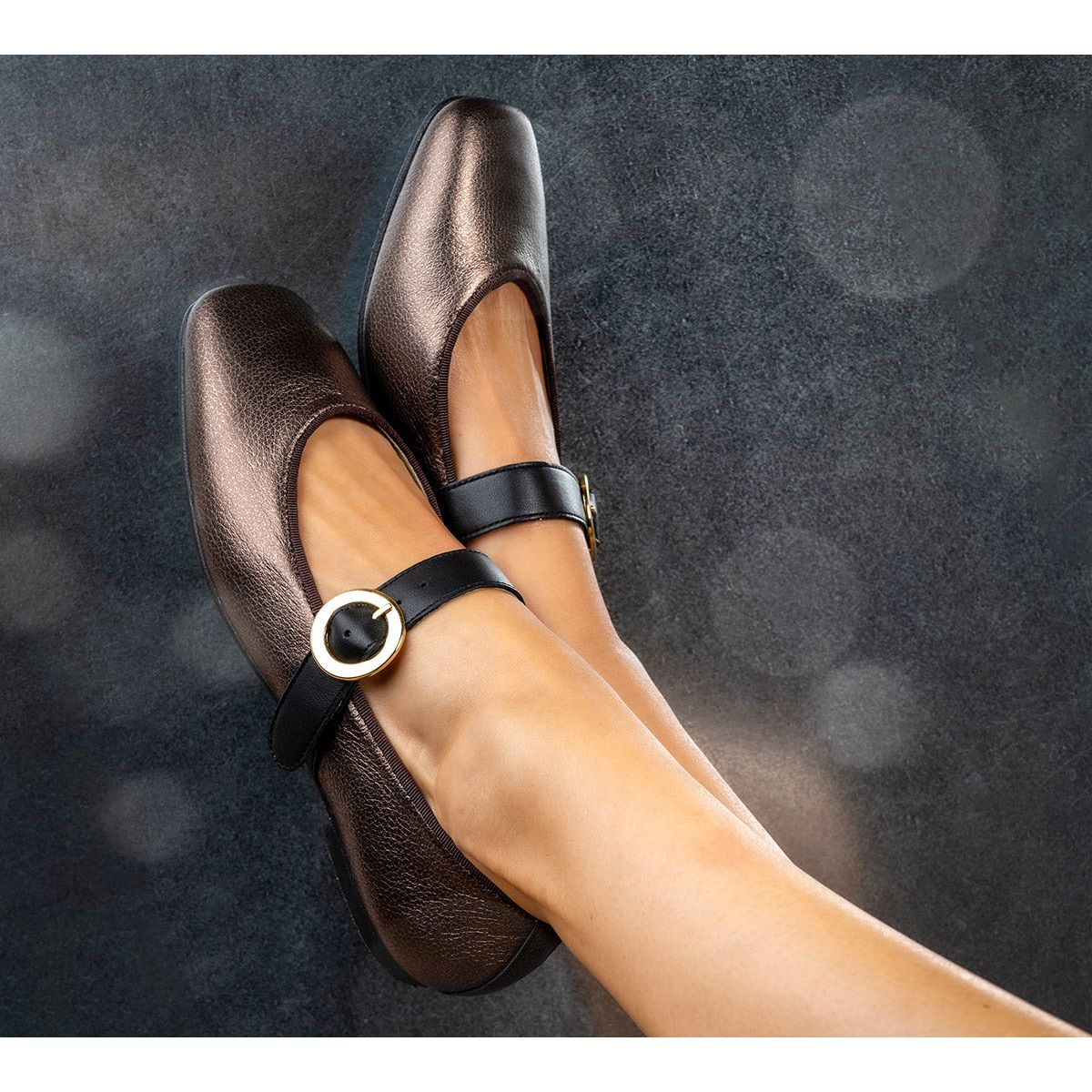 Mary Jane Bronce Gold Buckle