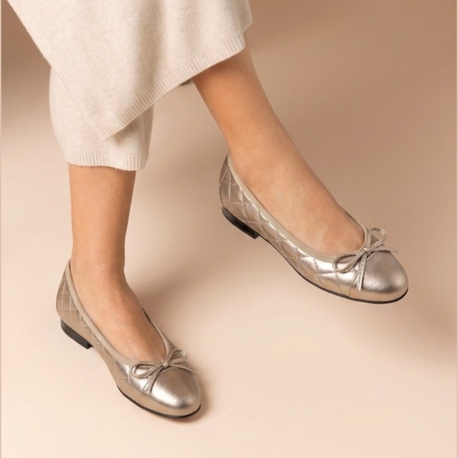 Margot Flat - Champagne