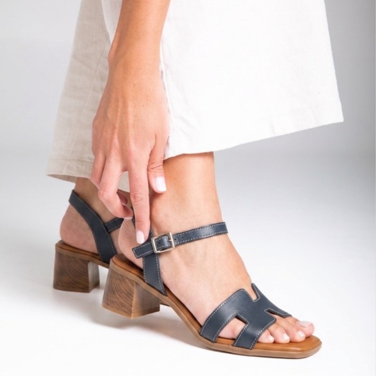 Siena Heel - Navy