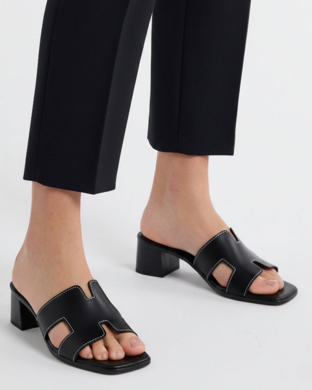 Sorrento Black Medium Heel