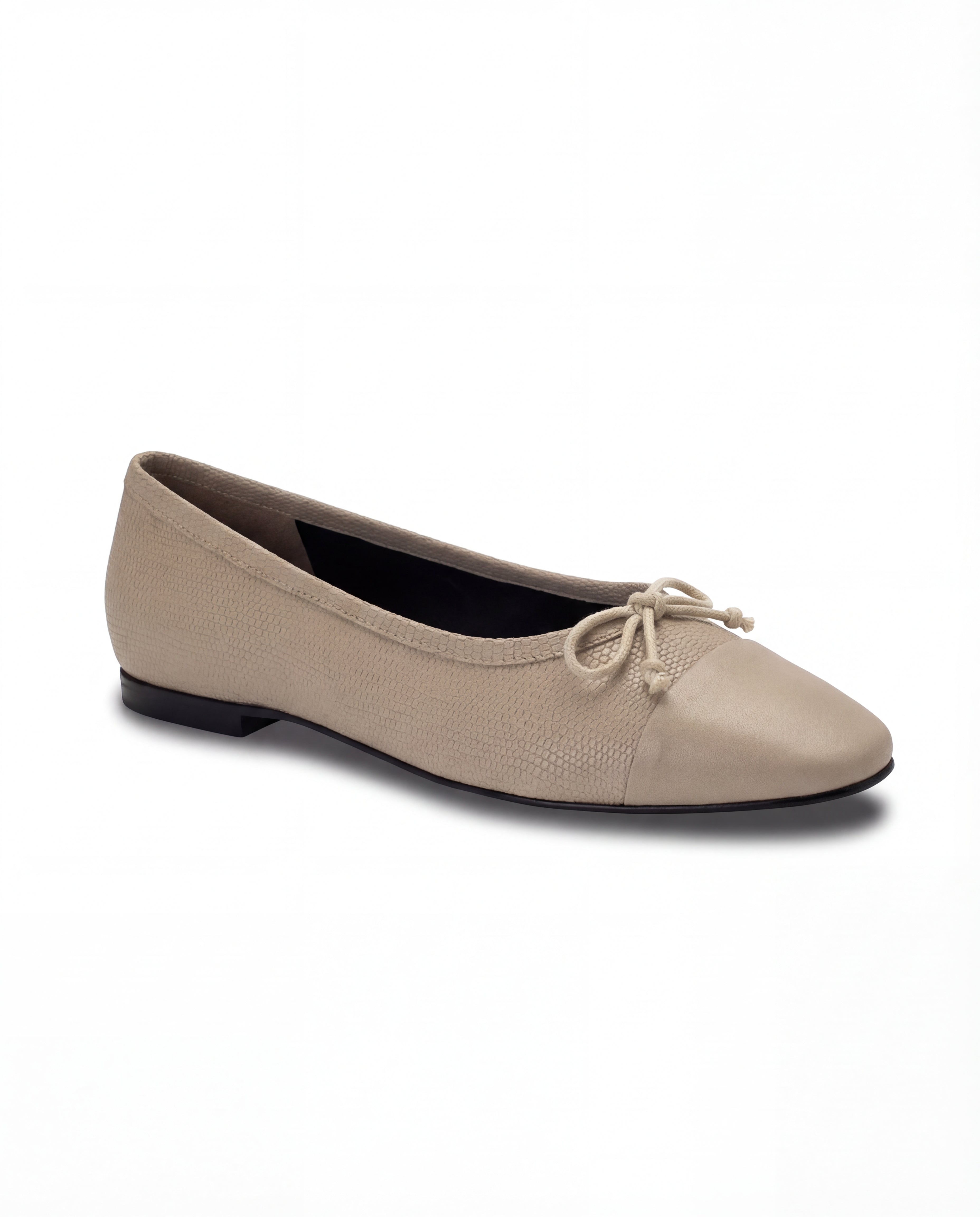 Amelie Cap Toe Ivory