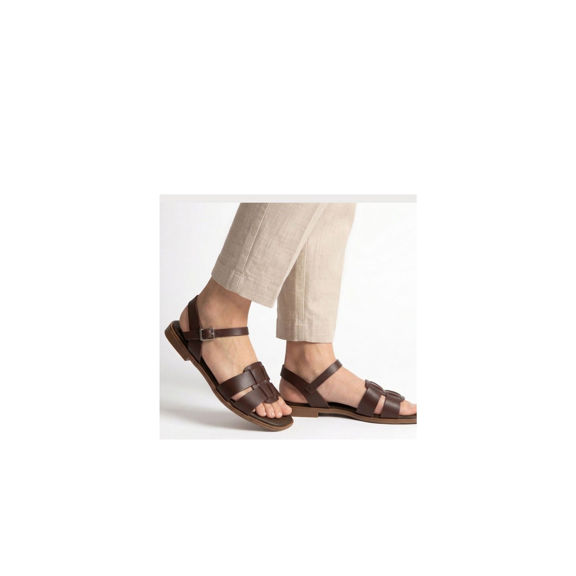 Niva Chestnut