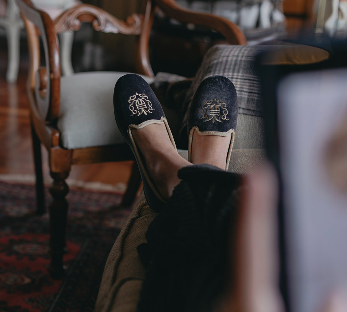 Royal Dark Gray Slipper