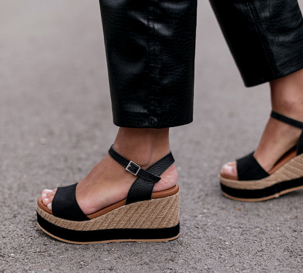 Conil Black Wedge