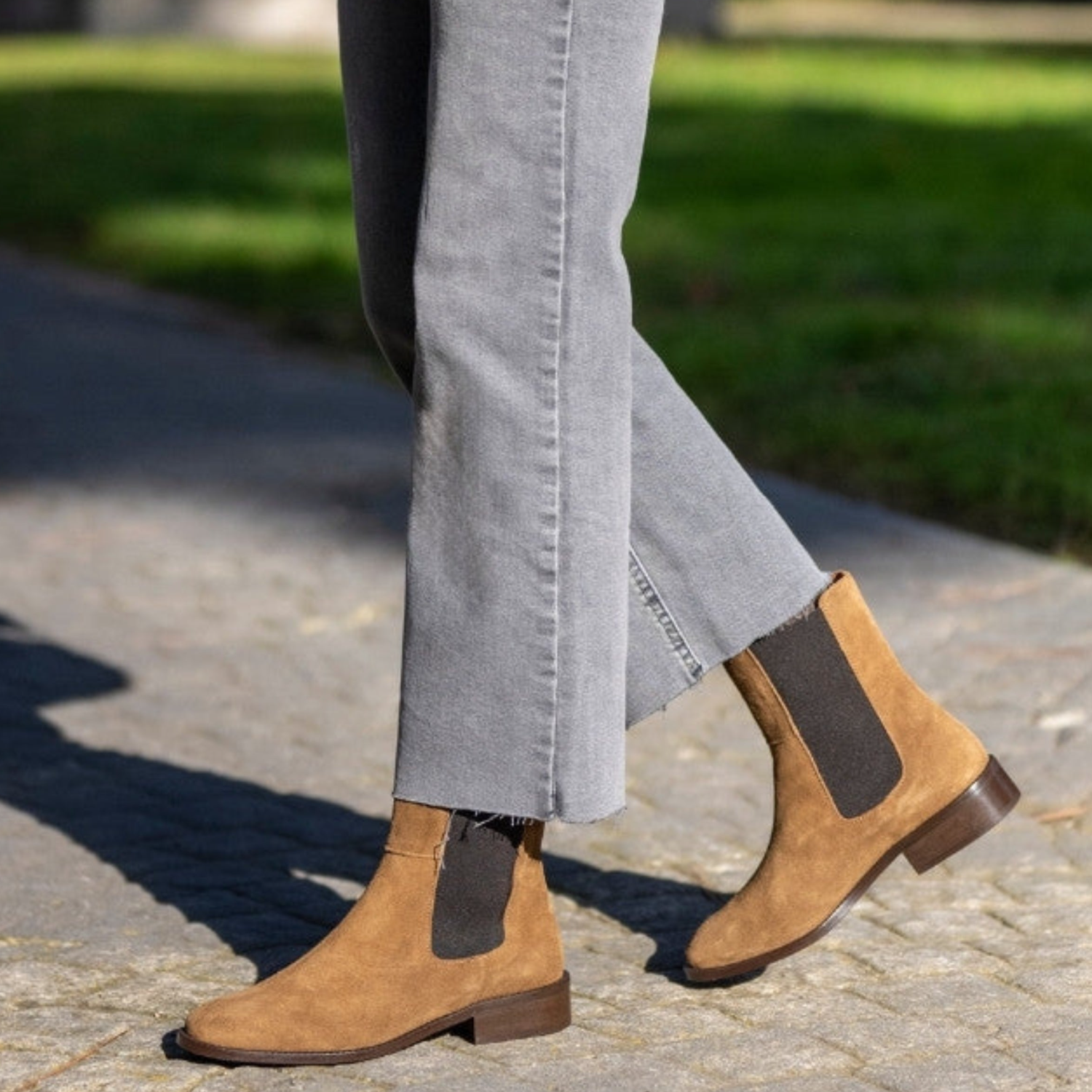 Balmoral Chelsea Boot - Chestnut