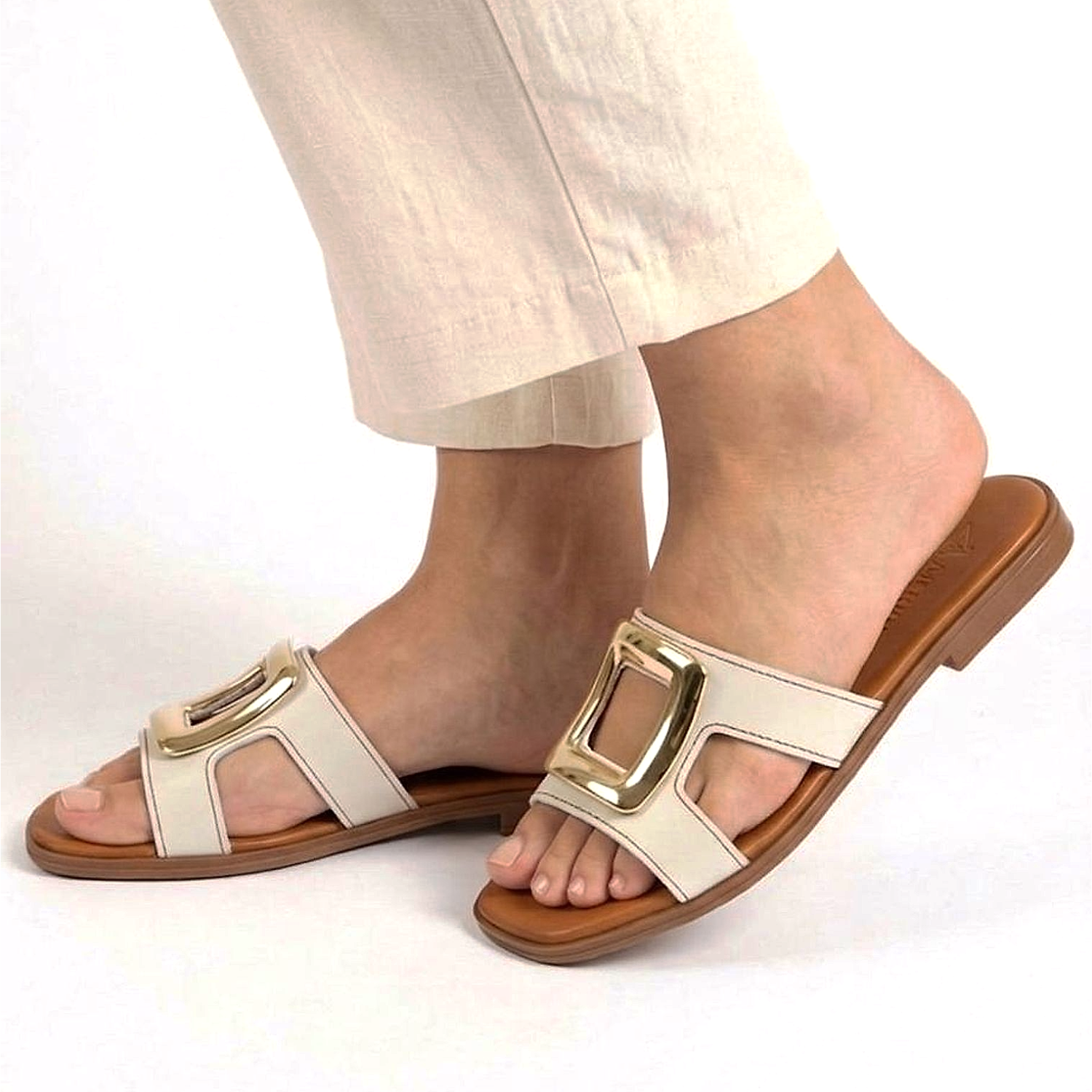 Brisa Sandal - Ivory
