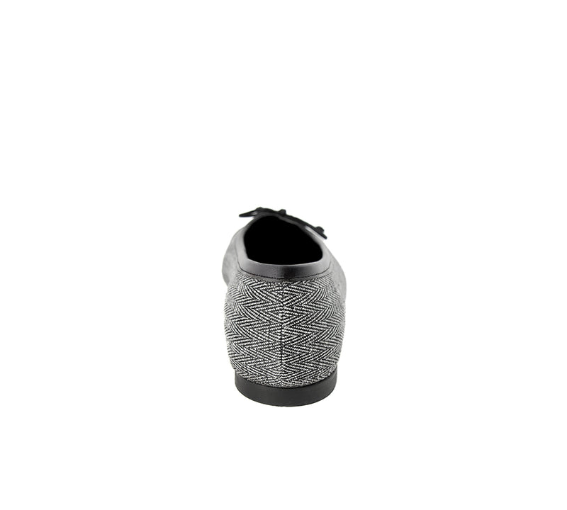 Amelie Tweed