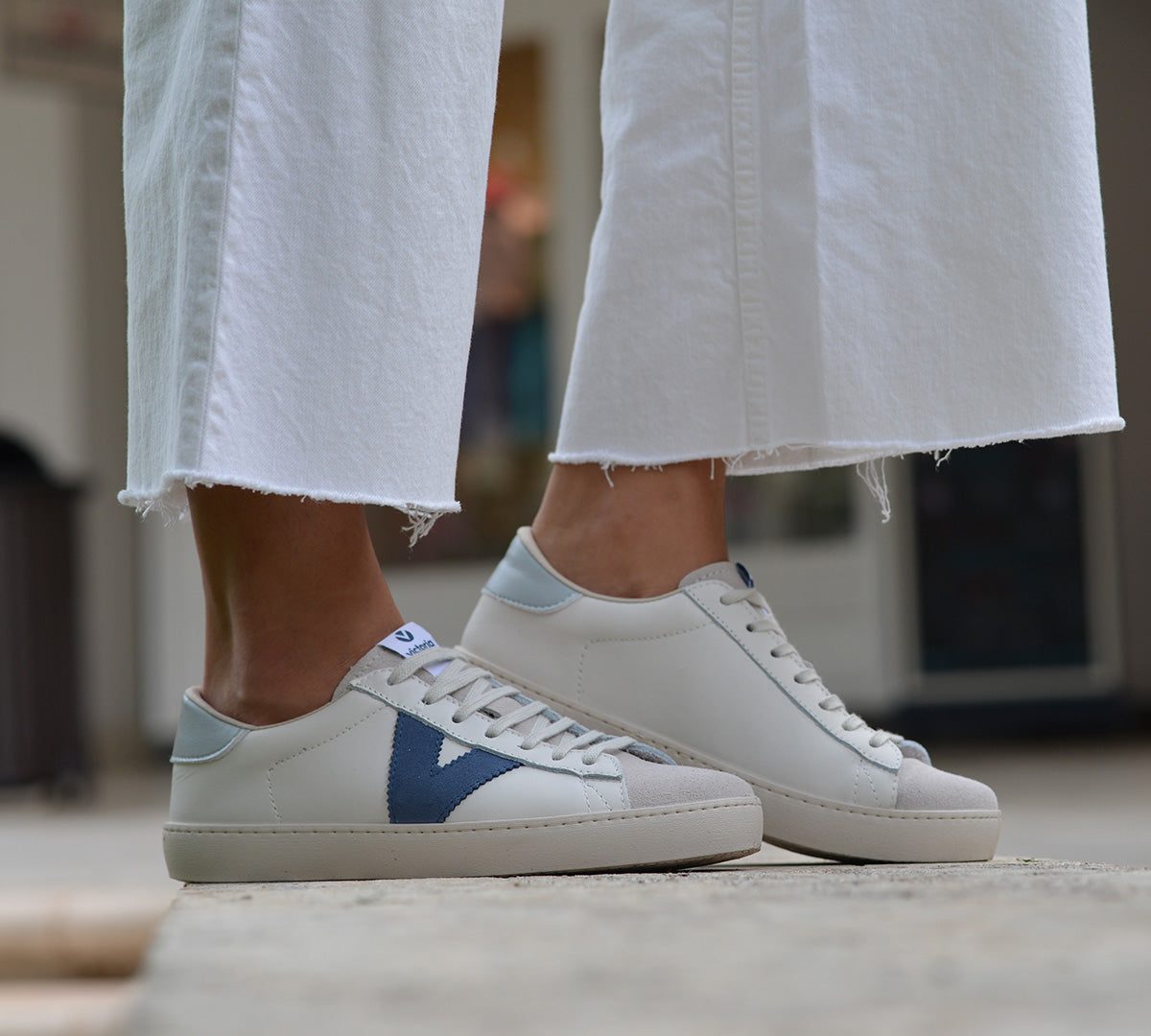 Victoria Blue Flat Sole