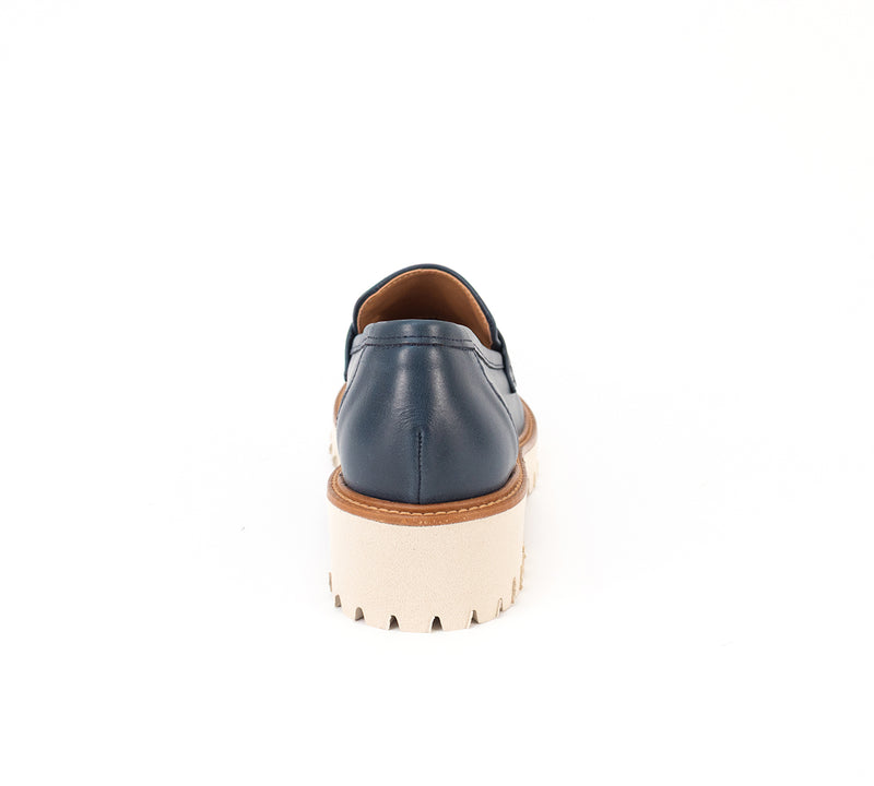Borgoña Navy Leather Loafer
