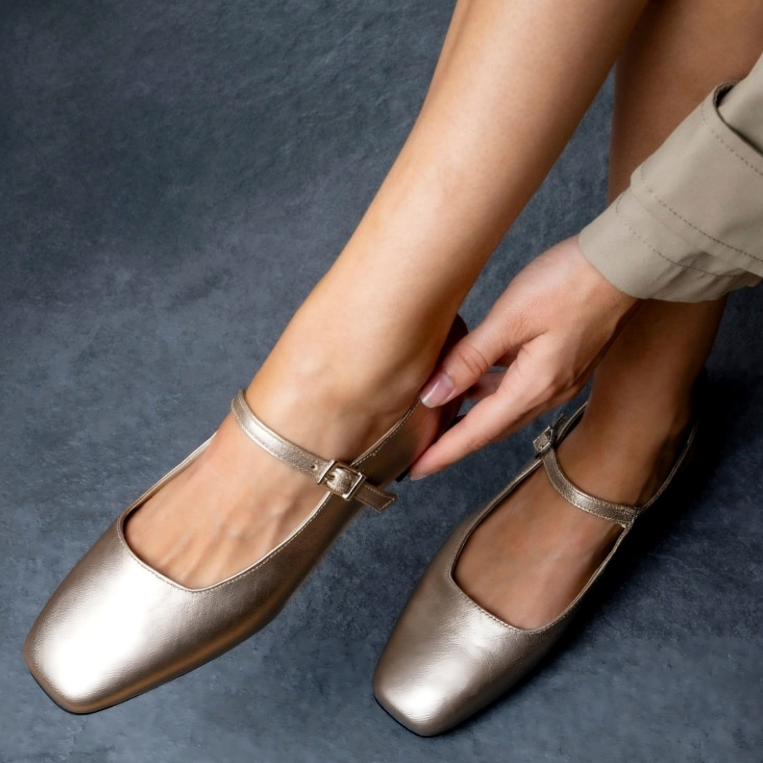 Ellie Square Toe Mary Jane - Light Gold