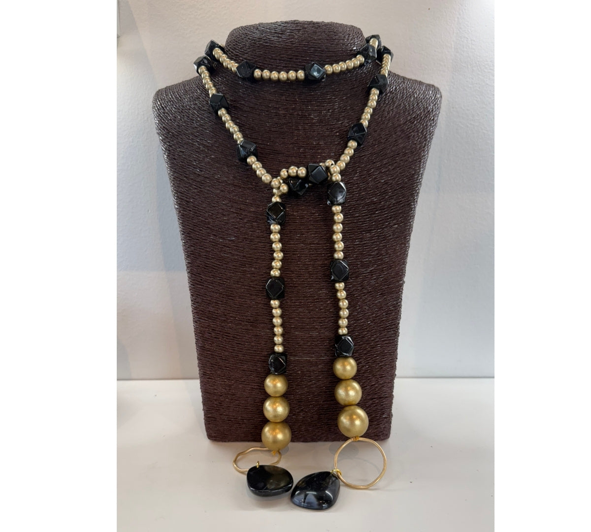Patty Black Necklace