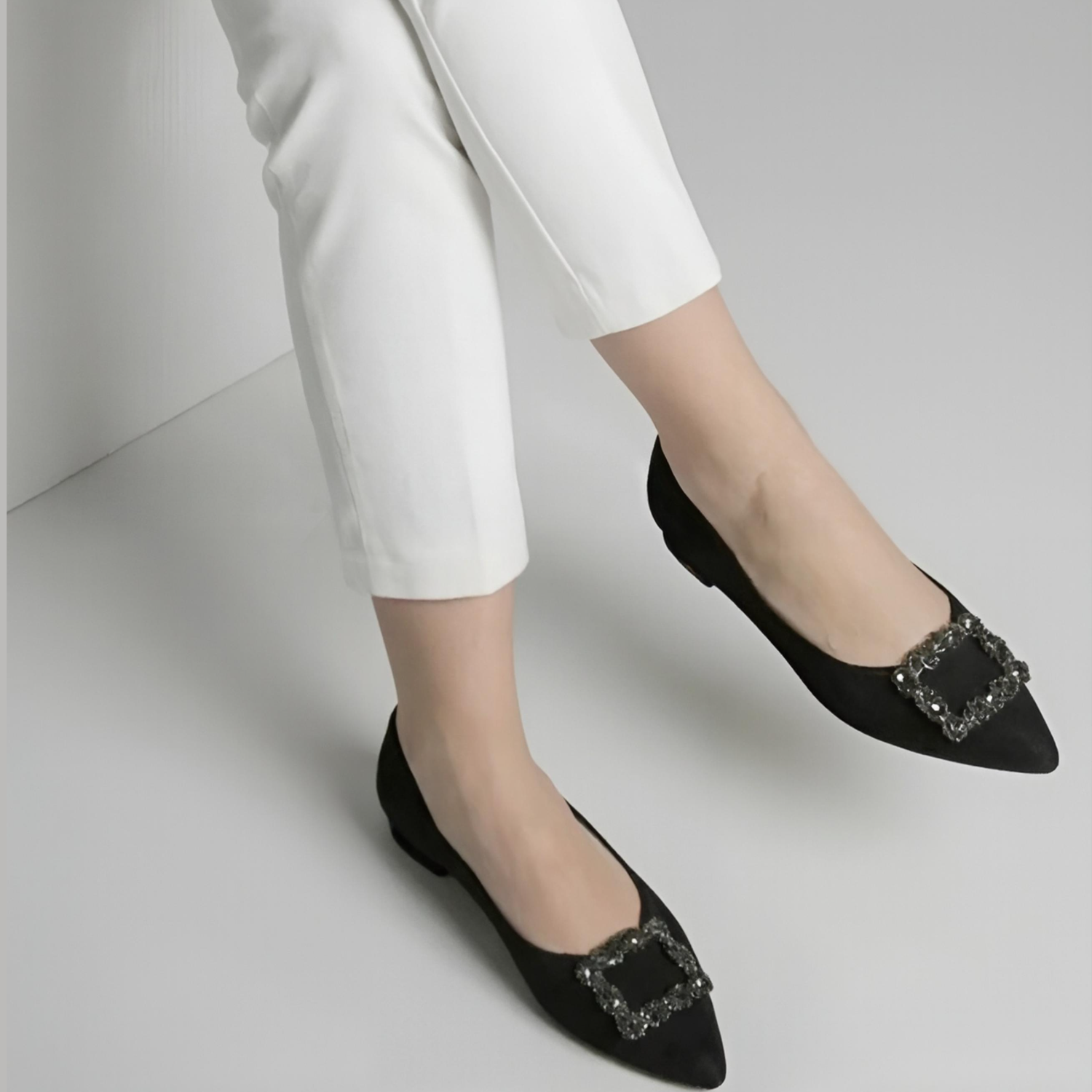 Tiara Noir Flat - Black
