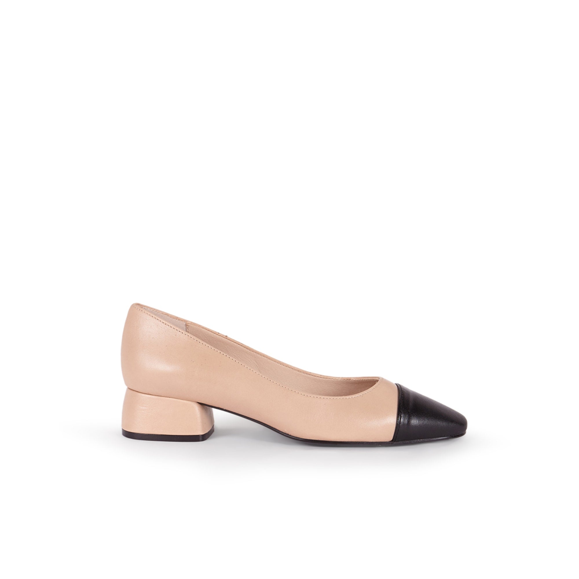 Berta Nude with Black Tip