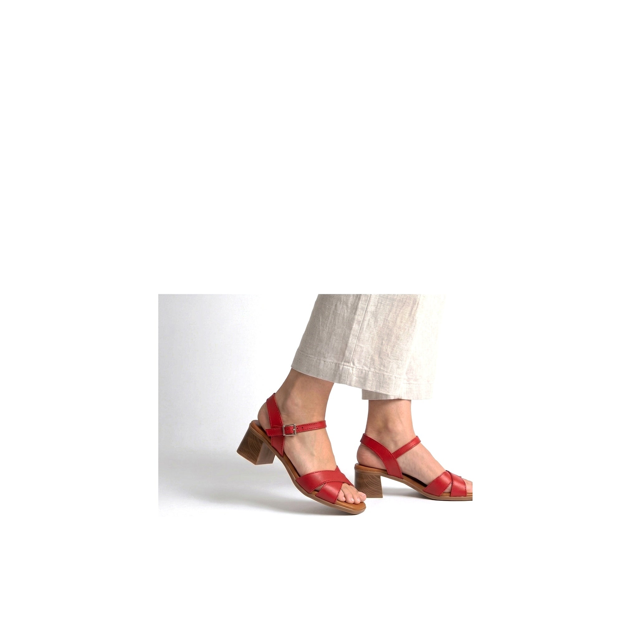 Celia Heel - Poppy