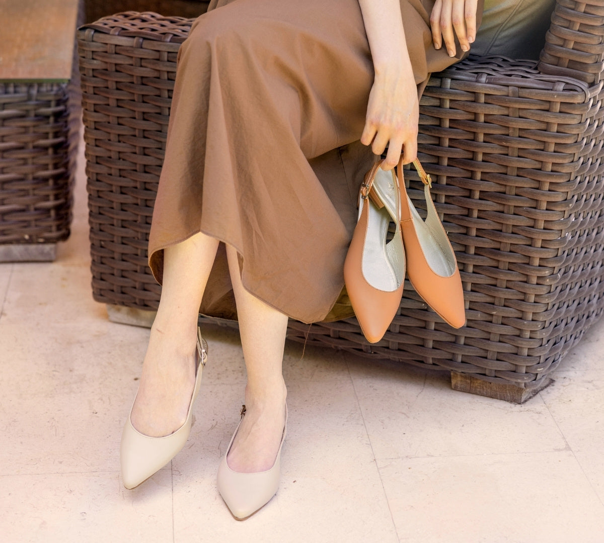 Charlotte Light Beige