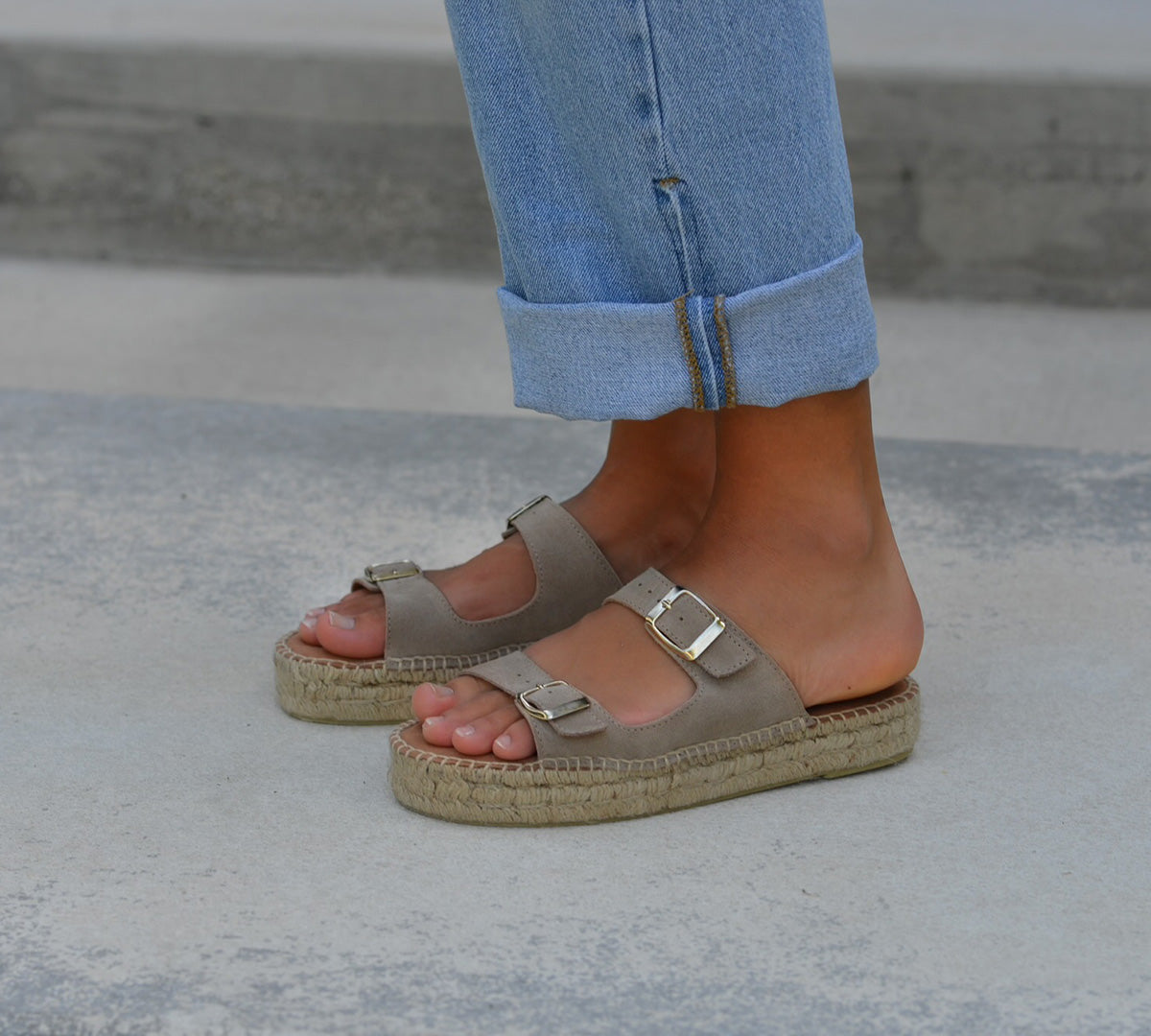 Ergonomic Taupe Espadrille