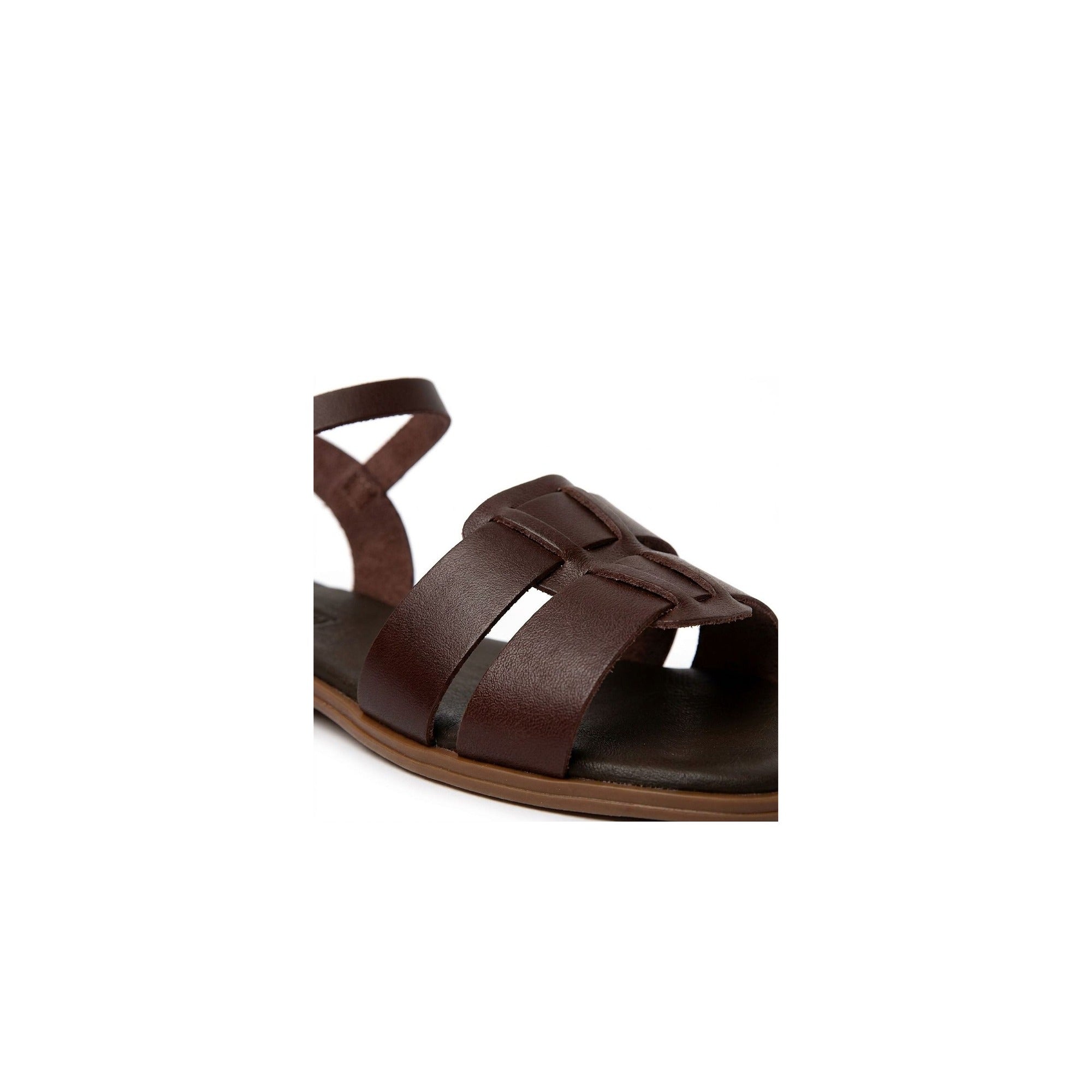 Niva Chestnut