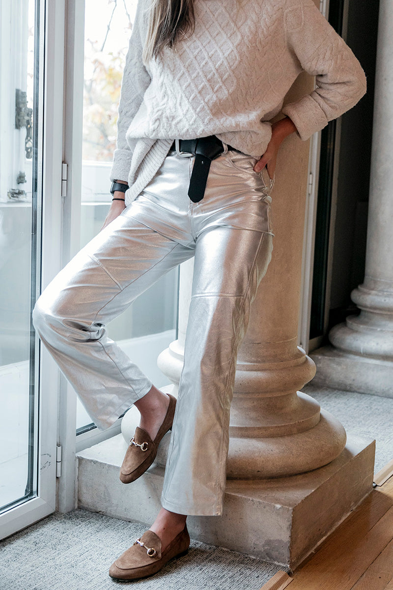 Toledo Chestnut Suede With Chain