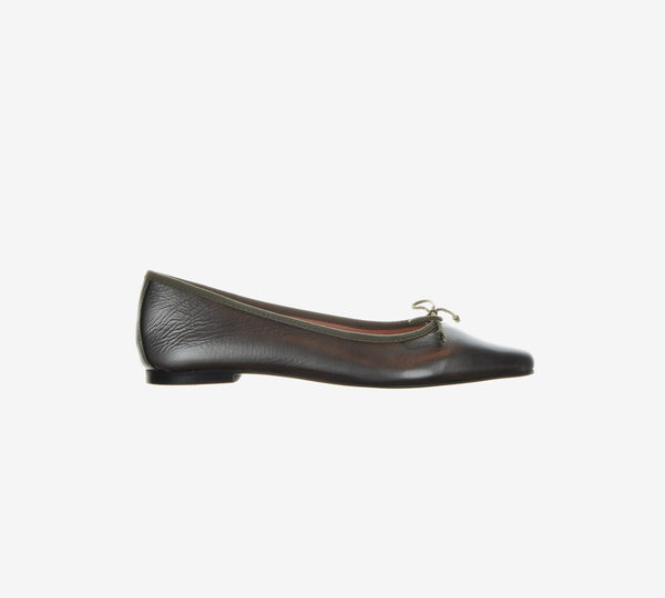 Eleonor Silver Leather